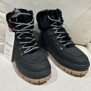 Pajar Chalet Black Faux Fur Waterproof Winter Snow
Boots Women's Size 7 NWT